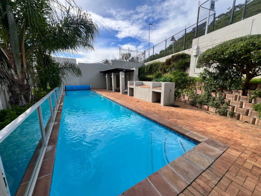 To Let 2 Bedroom Property for Rent in Sea Point Western Cape